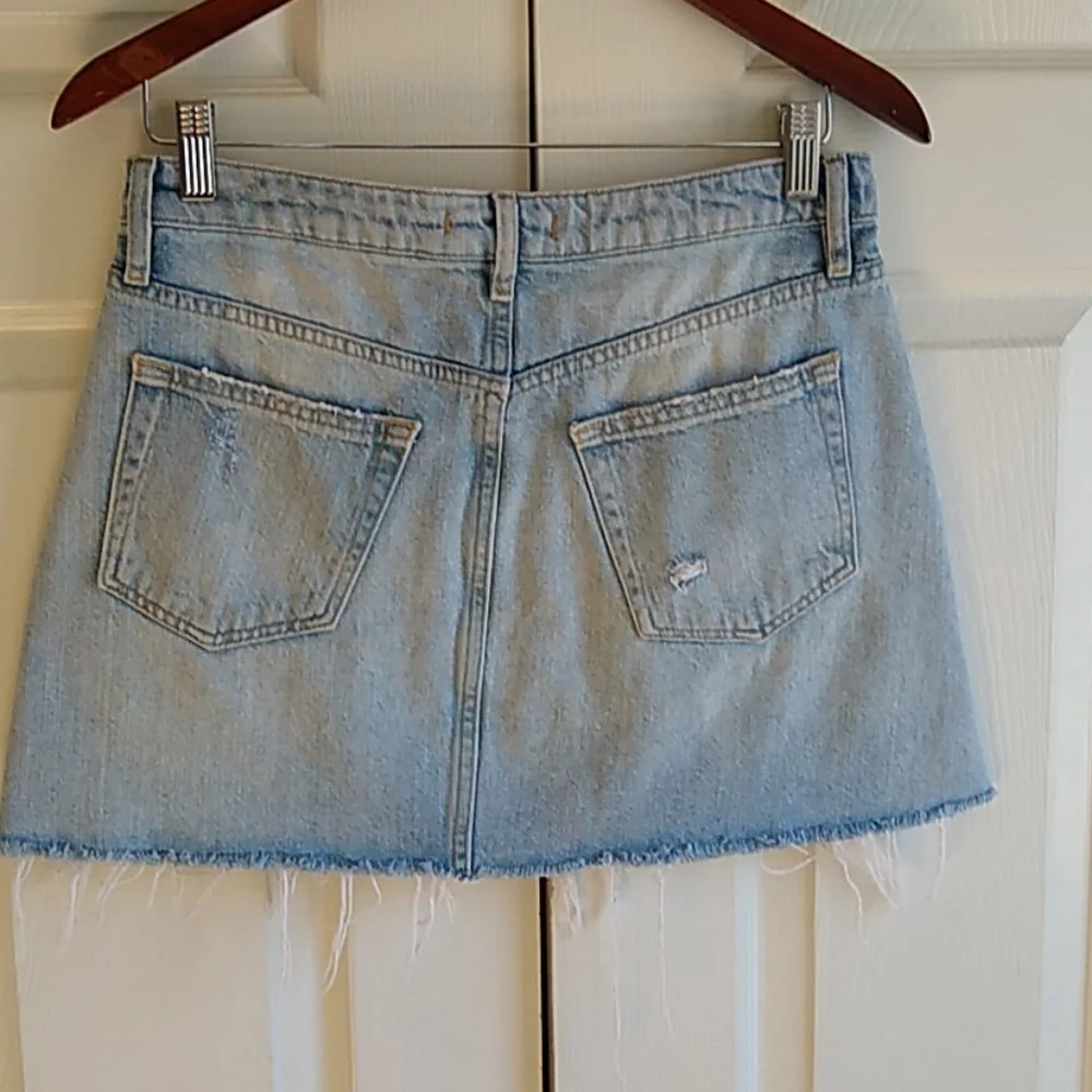We the Free destressed mini skirt size 28